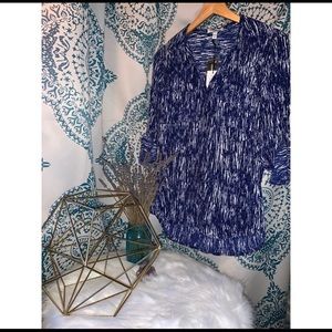 🔆 NWT Express Blue And White Fitted Blouse Sz S